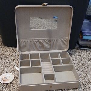 Hives and Honey Opal Large Women Jewelry Organizer Travel Case with Mirror in Go